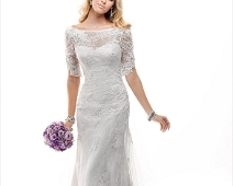 Designer Brautkleid SALE Dieses Brautkleid können Sie bei uns zu einem reduzierten Preis erwerben.